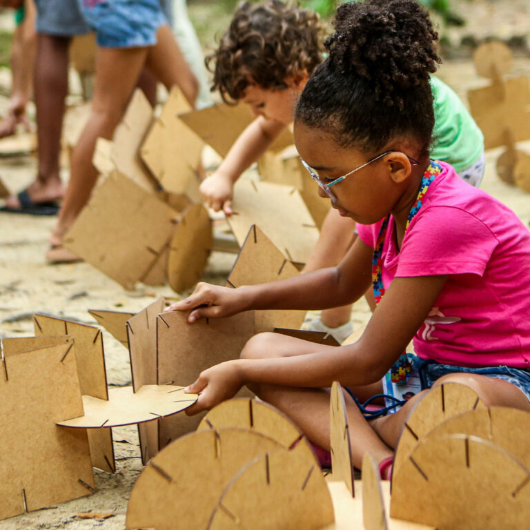 instalação artística para crianças pequenolab